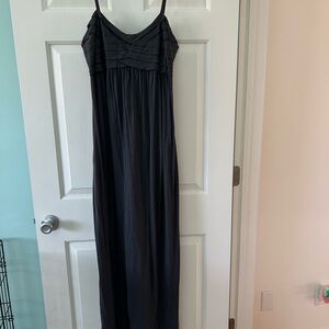 NEVER EORN New York & Company STEEL GREY  Pleated Maxi Dress